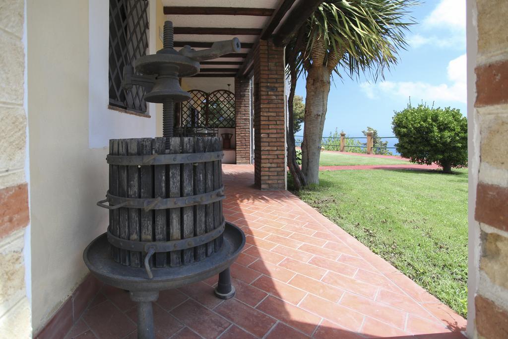 Villa Eleanto Cefalù Exteriör bild
